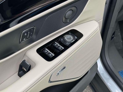 2025 Lincoln Nautilus Reserve