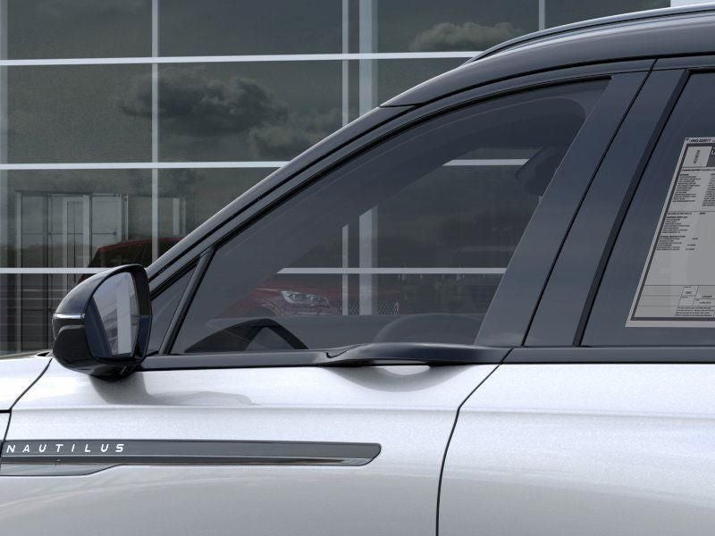 2025 Lincoln Nautilus Reserve