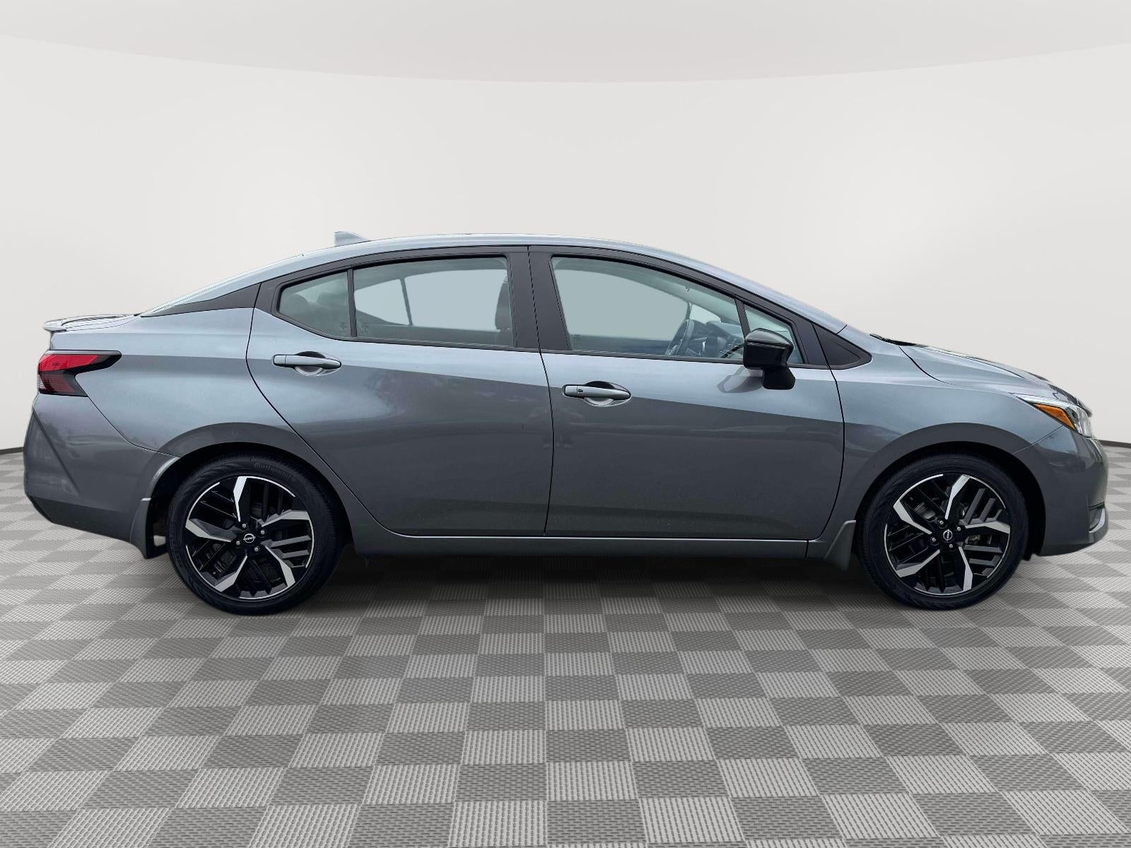 2023 Nissan Versa 1.6 SR Xtronic CVT