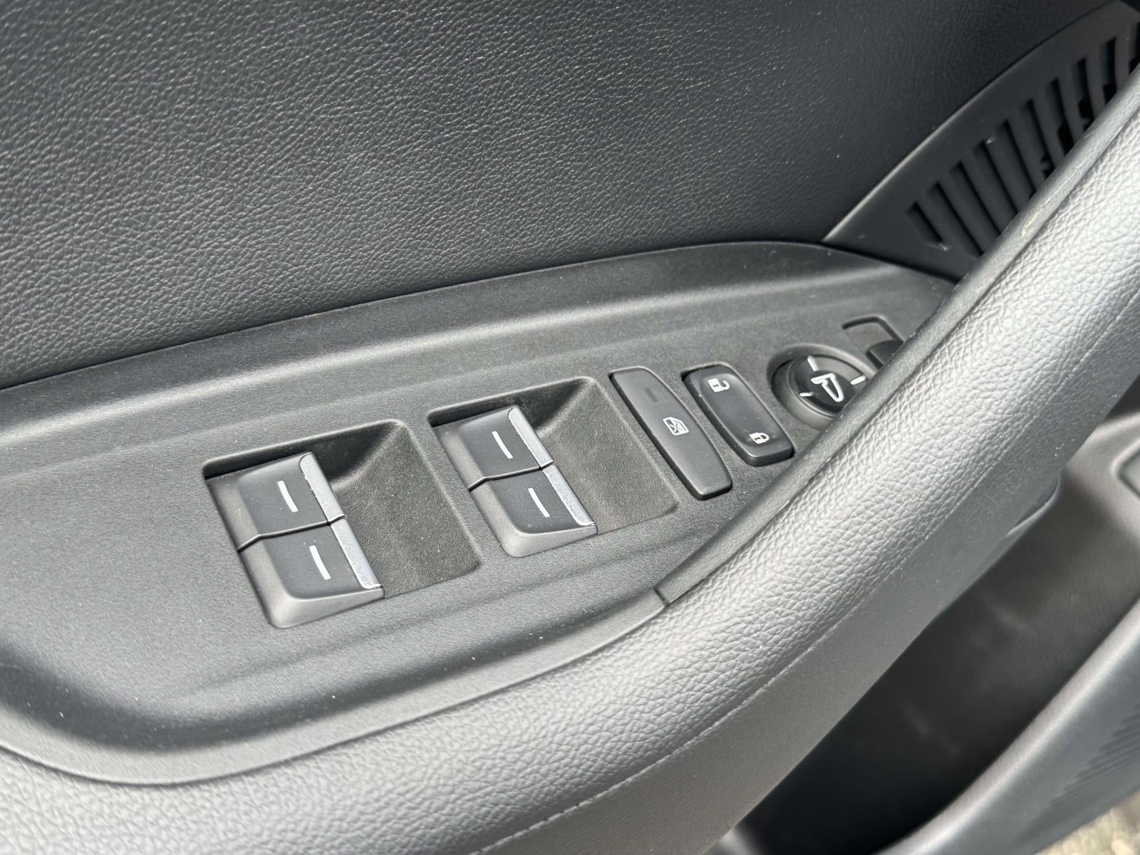 2023 Acura TLX Standard