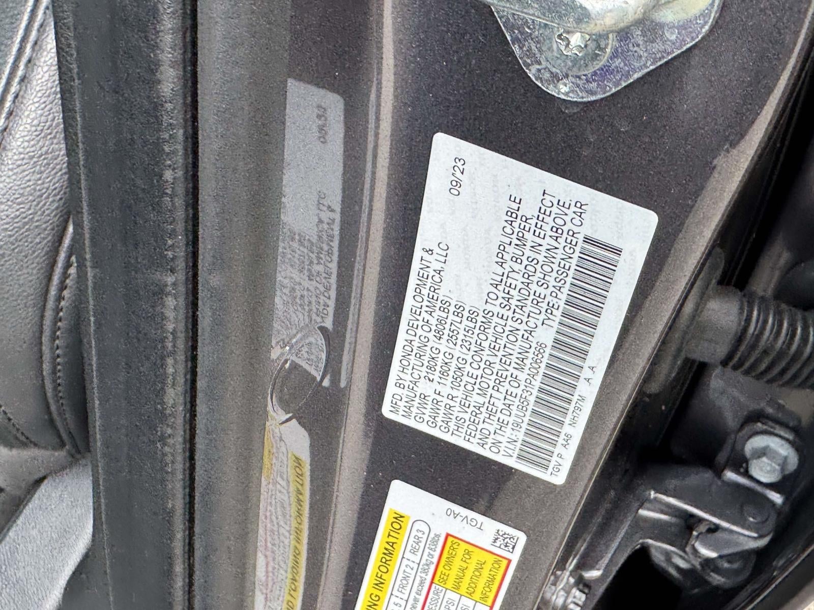 2023 Acura TLX Standard