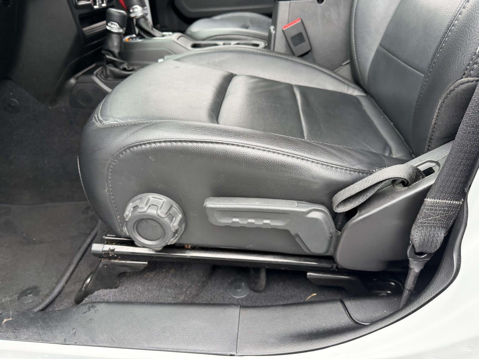 2019 Jeep Wrangler Unlimited Sahara Altitude 4x4