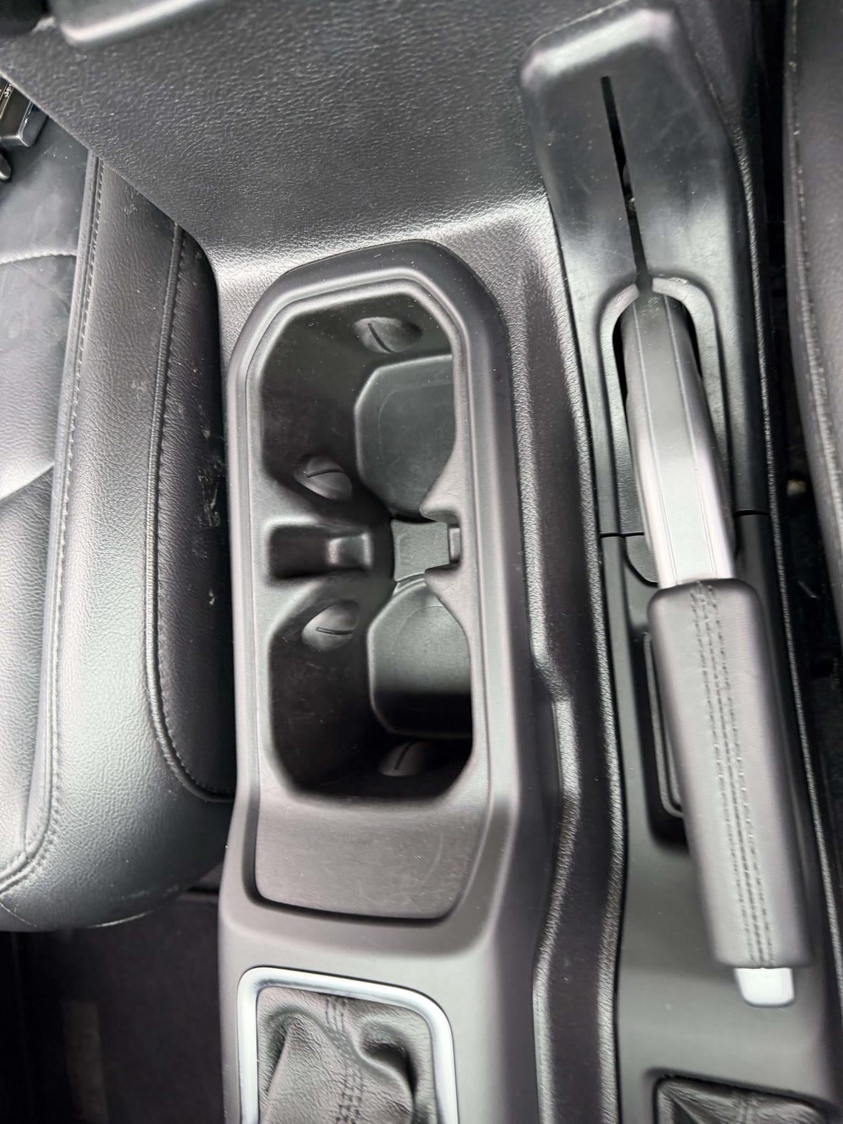 2019 Jeep Wrangler Unlimited Sahara Altitude 4x4