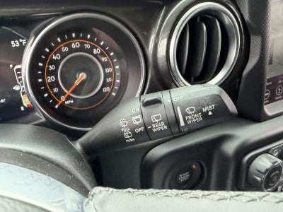 2019 Jeep Wrangler Unlimited Sahara Altitude 4x4