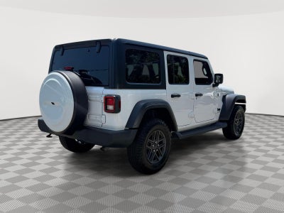 2025 Jeep Wrangler 4-Door Summit 4x4