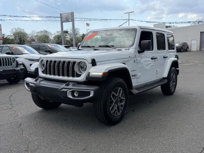 2024 Jeep Wrangler 4-Door Sahara 4x4