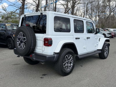 2024 Jeep Wrangler 4-Door Sahara 4x4