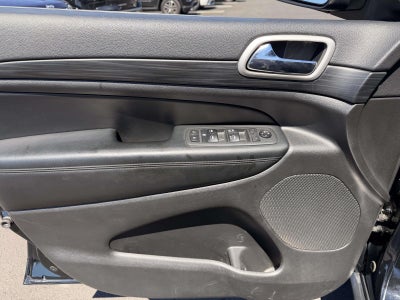 2020 Jeep Grand Cherokee Laredo E 4x4