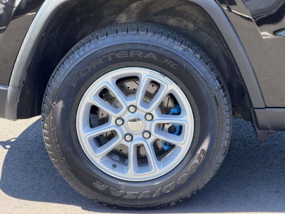 2020 Jeep Grand Cherokee Laredo E 4x4