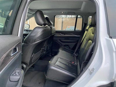 2023 Jeep Grand Cherokee Limited 4x2