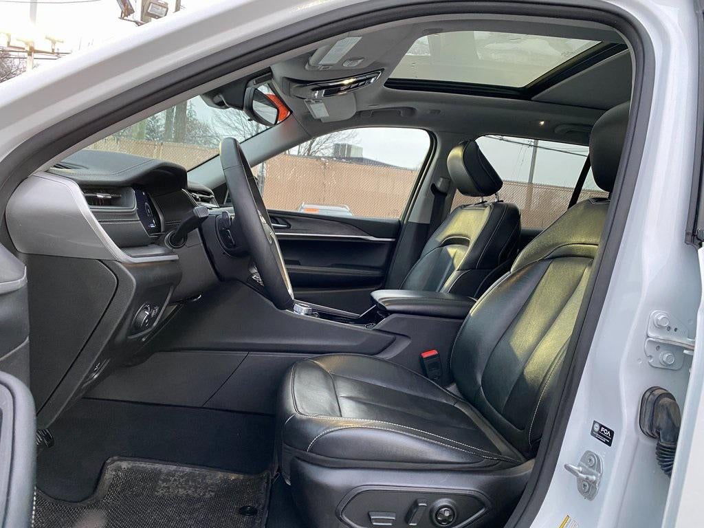 2023 Jeep Grand Cherokee Limited 4x2