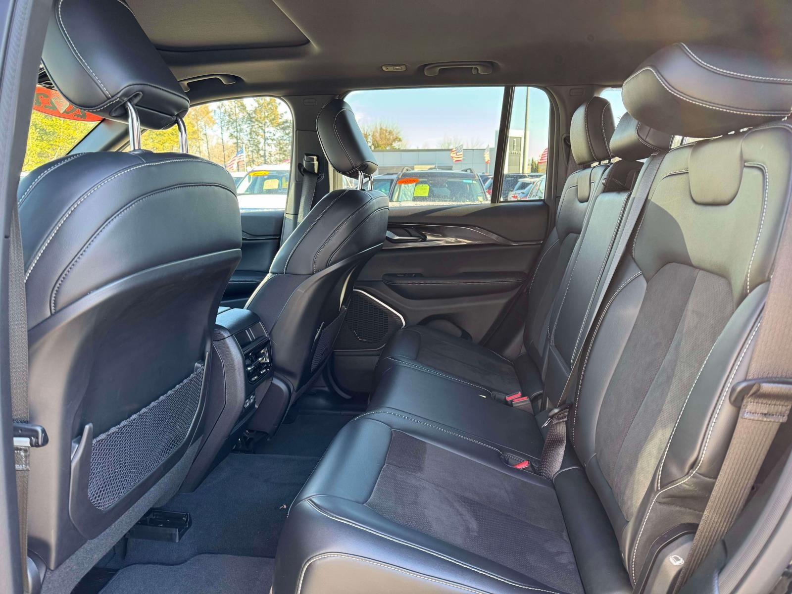 2022 Jeep Grand Cherokee Altitude 4x4