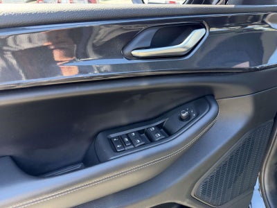 2023 Jeep Grand Cherokee Laredo 4x4