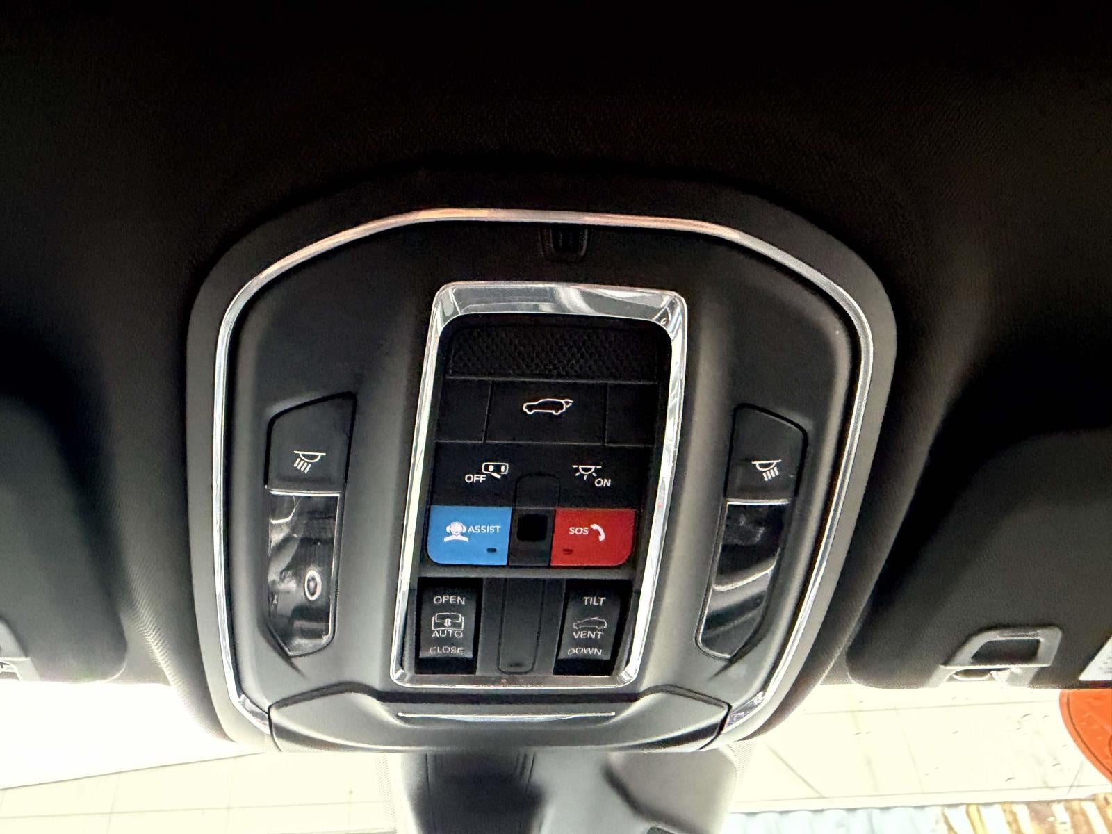 2023 Jeep Grand Cherokee Altitude 4x4