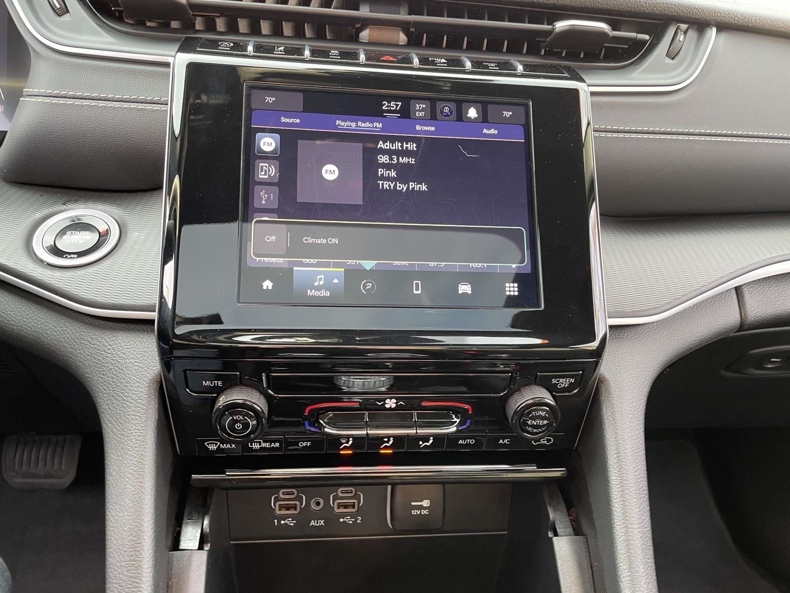 2025 Jeep Grand Cherokee Laredo X 4x4