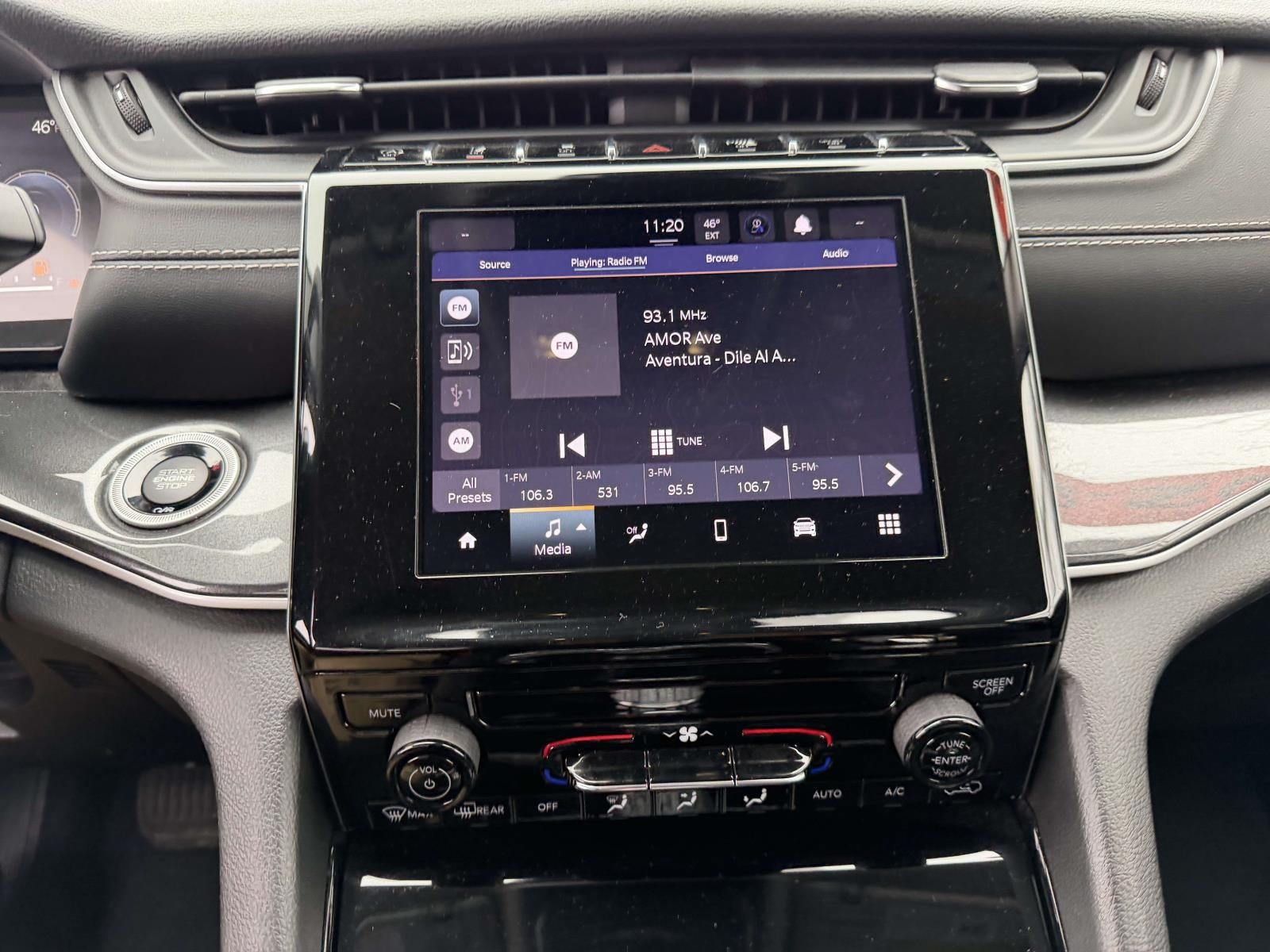 2023 Jeep Grand Cherokee Laredo 4x4