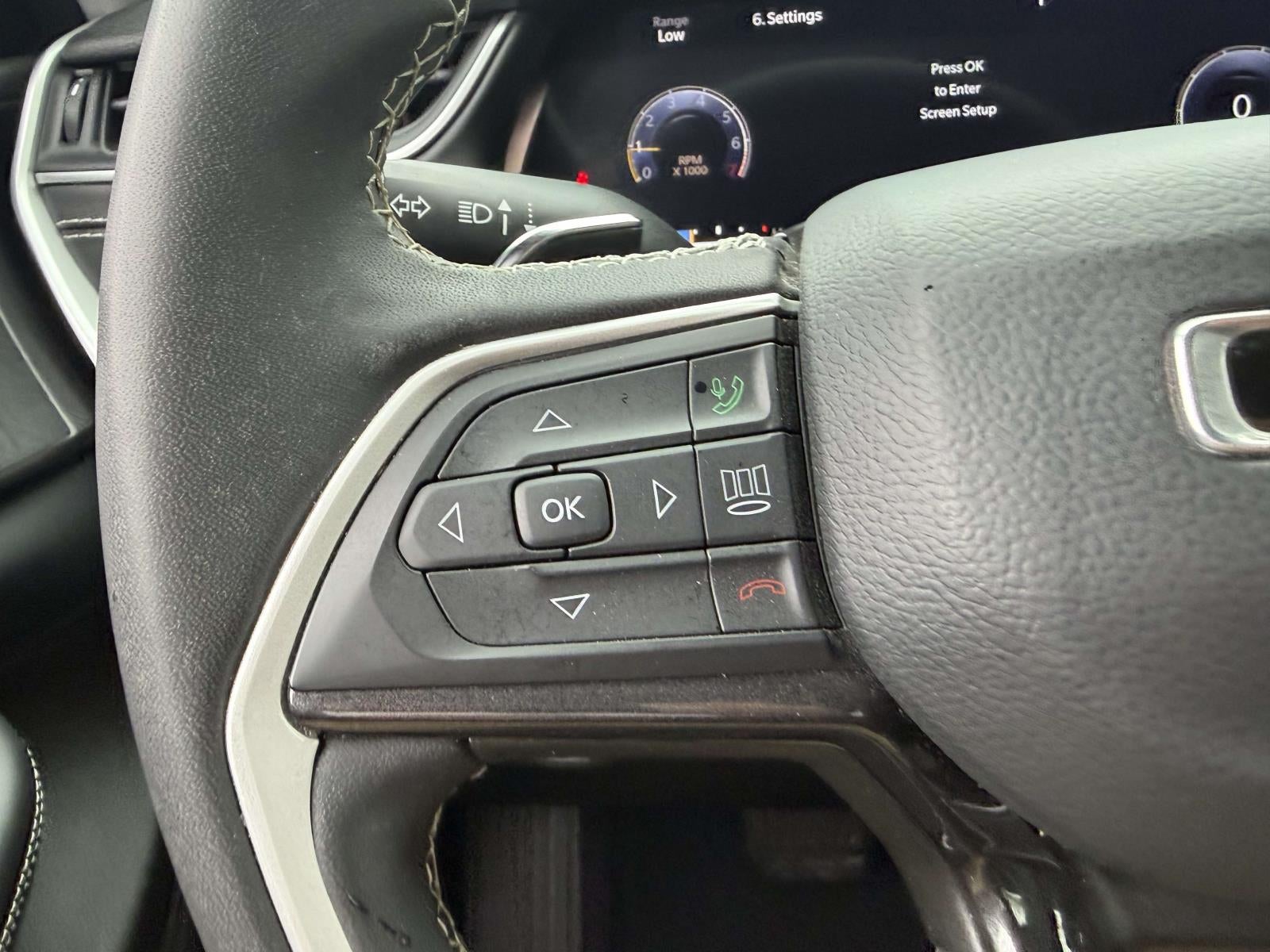 2023 Jeep Grand Cherokee Laredo 4x4