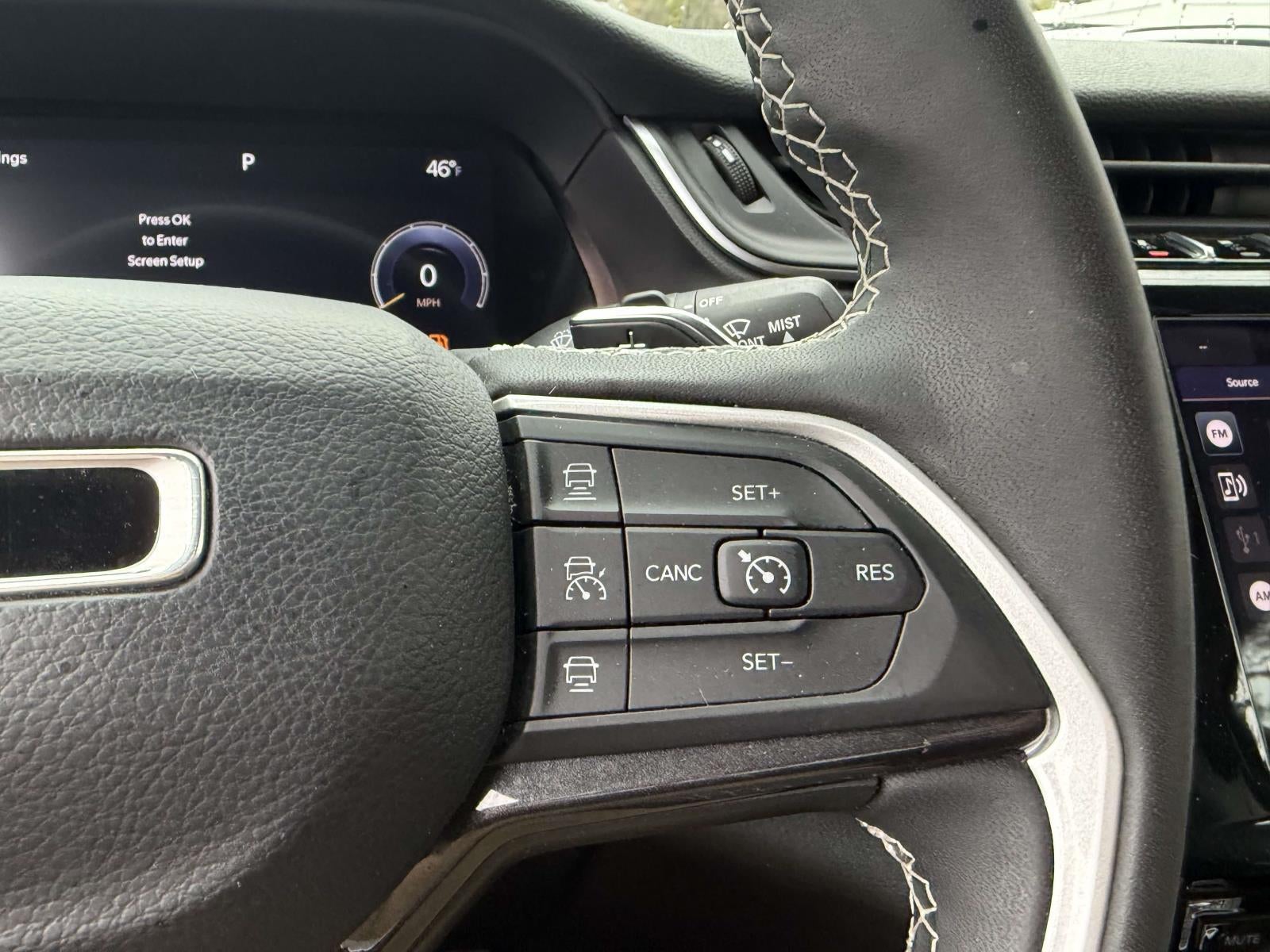 2023 Jeep Grand Cherokee Laredo 4x4