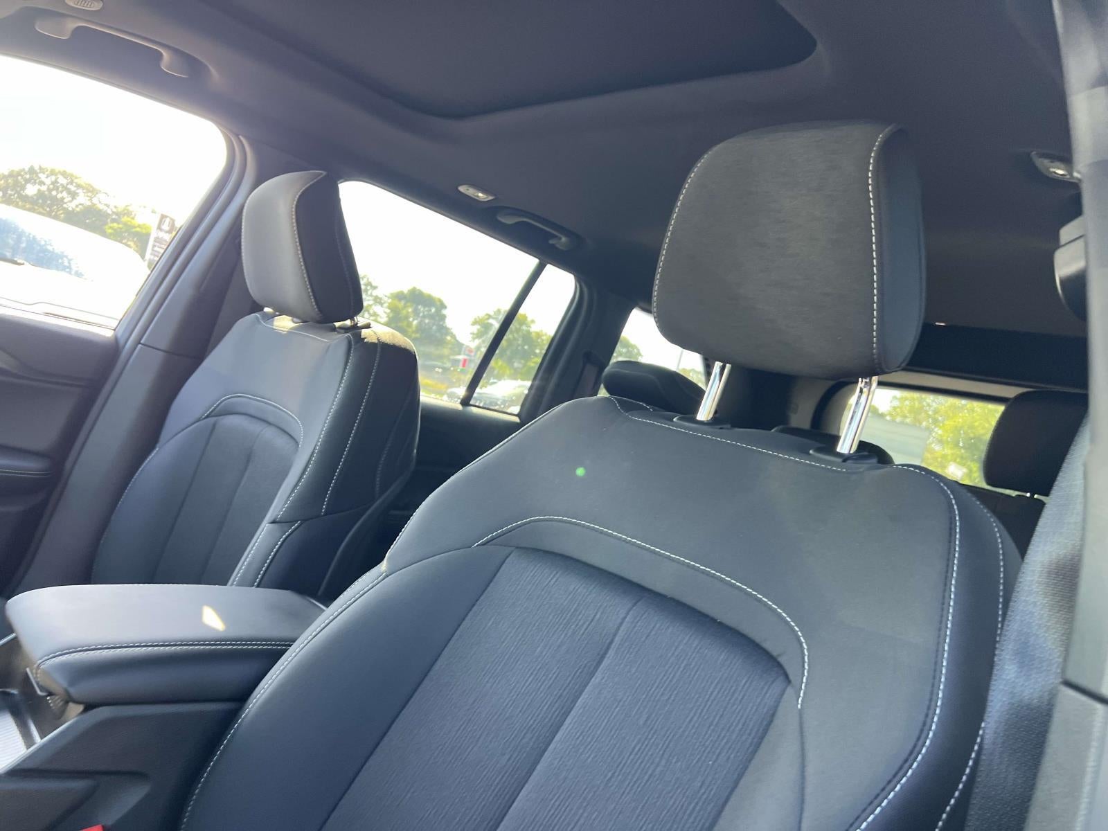 2025 Jeep Grand Cherokee Laredo X 4x4