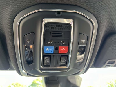 2025 Jeep Grand Cherokee Laredo X 4x4