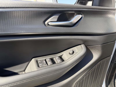 2025 Jeep Grand Cherokee Laredo X 4x4