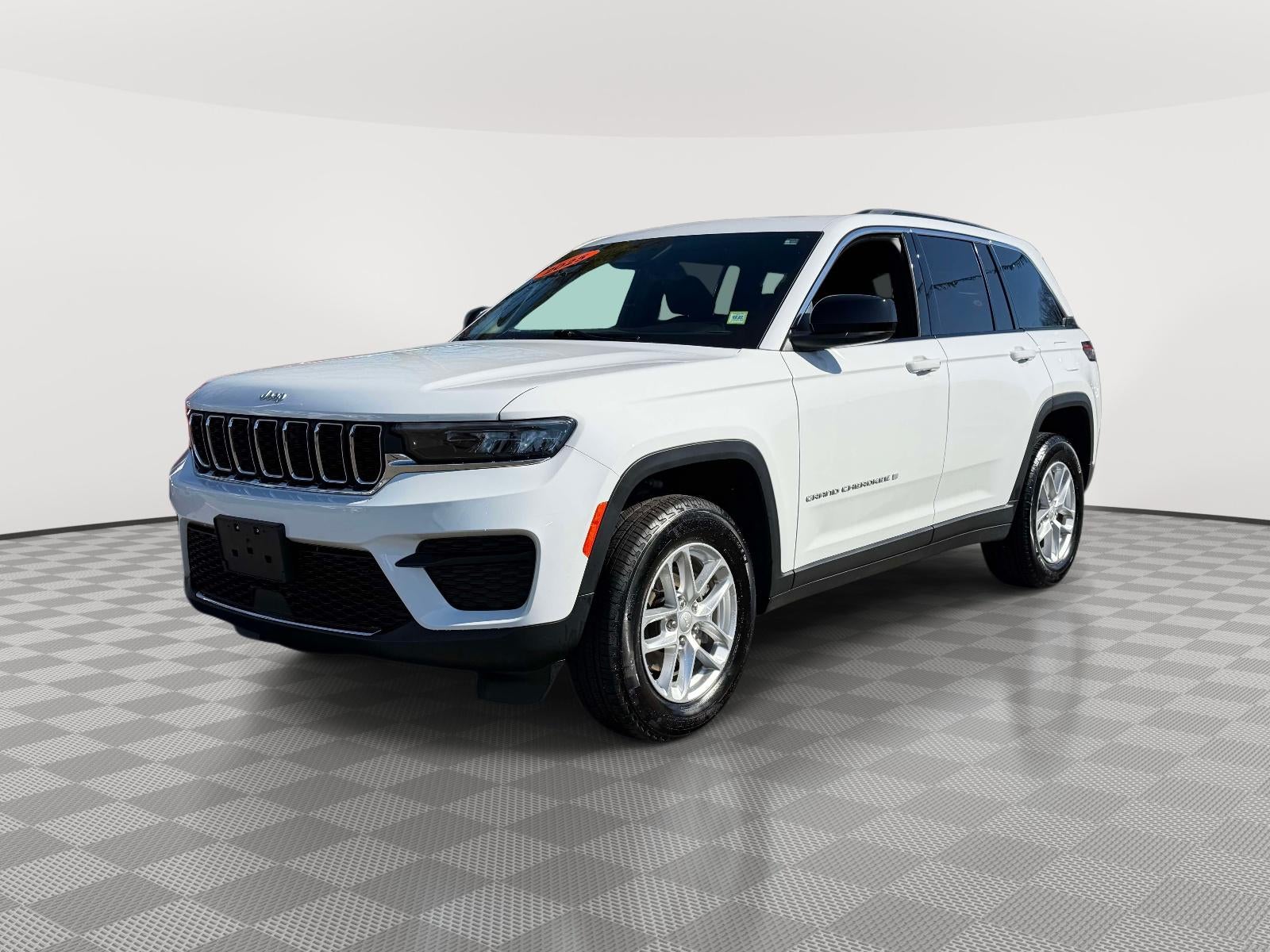2025 Jeep Grand Cherokee Laredo X 4x4