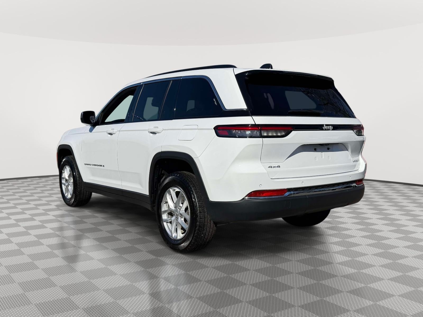2025 Jeep Grand Cherokee Laredo X 4x4