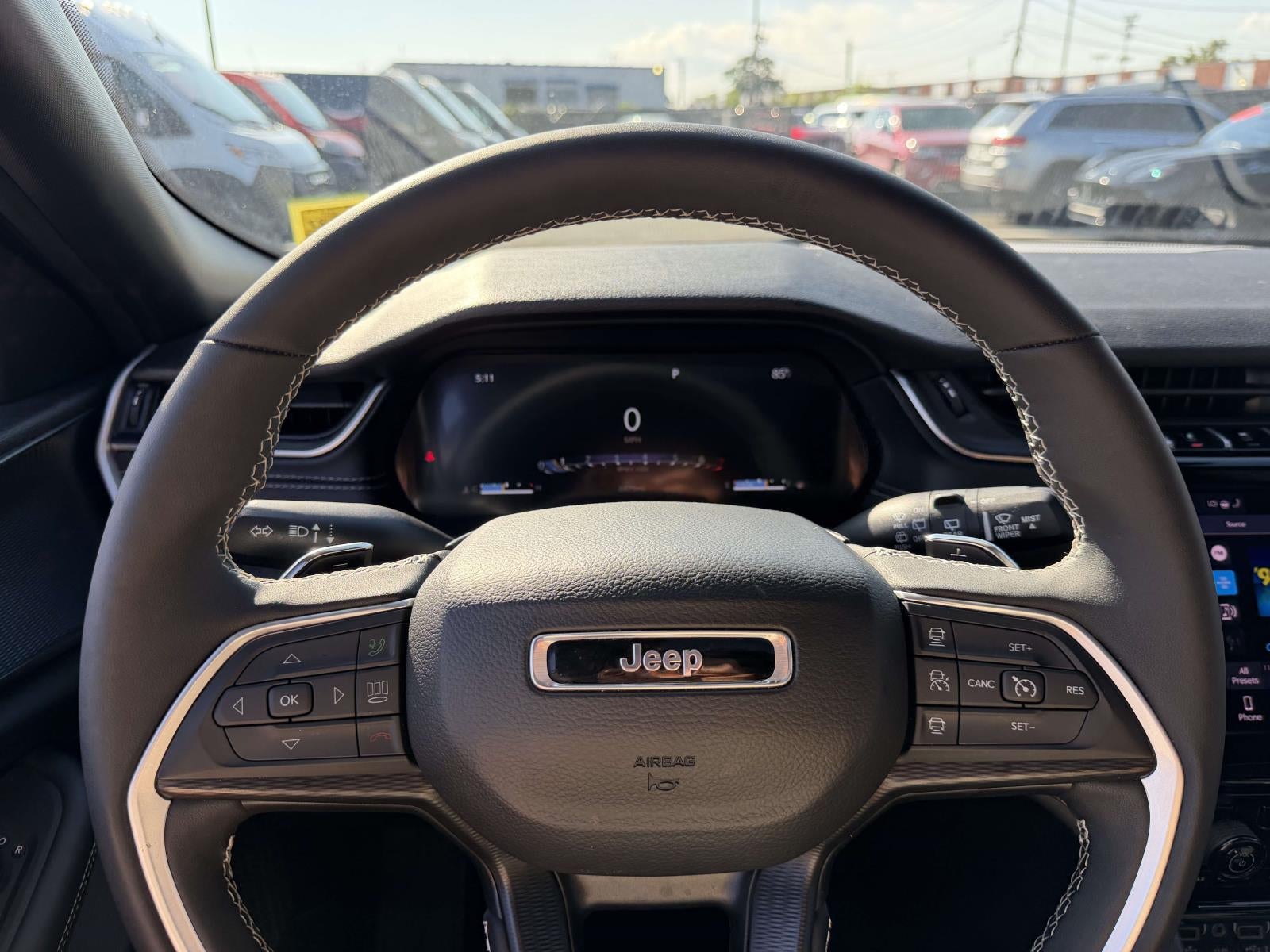 2025 Jeep Grand Cherokee Laredo X 4x4