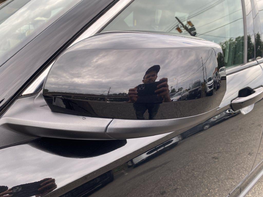2023 Jeep Grand Cherokee L Laredo 4x2