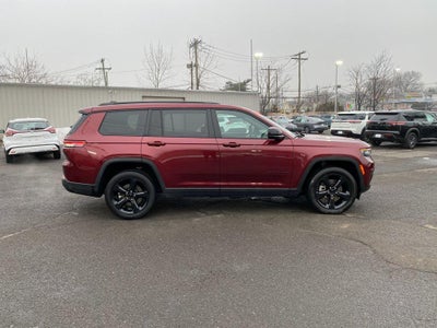 2023 Jeep Grand Cherokee L Altitude 4x2