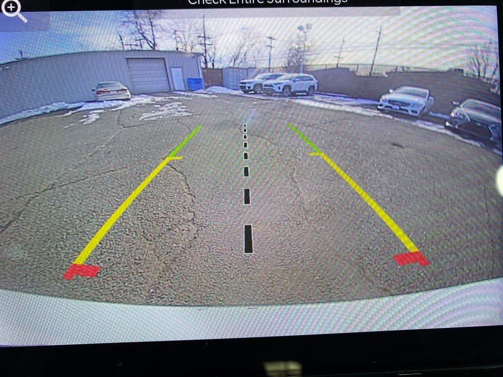 2023 Jeep Grand Cherokee L Laredo 4x2