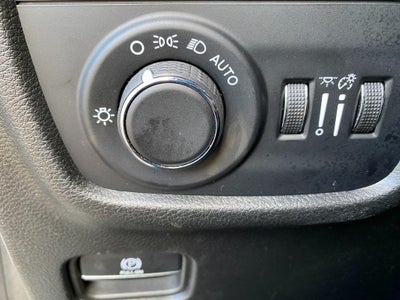 2023 Jeep Grand Cherokee L Laredo 4x2