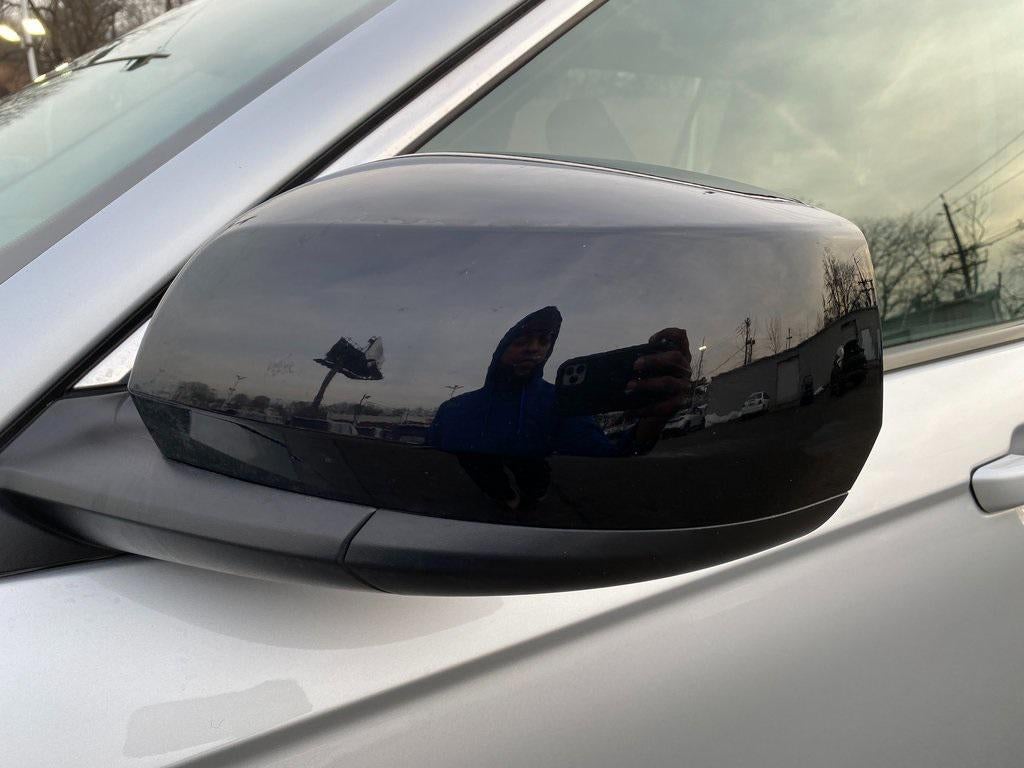 2023 Jeep Grand Cherokee L Laredo 4x2