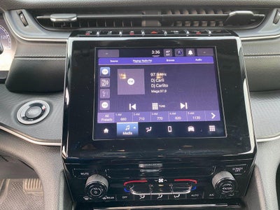 2023 Jeep Grand Cherokee L Laredo 4x2