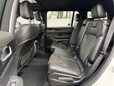 2023 Jeep Grand Cherokee L Altitude 4x4