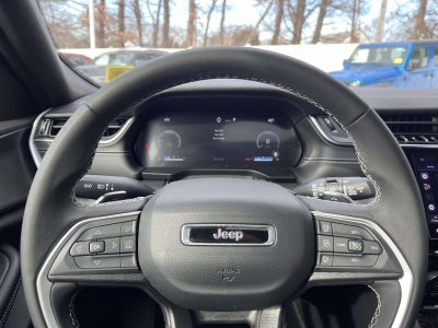 2025 Jeep Grand Cherokee L Laredo X 4x4