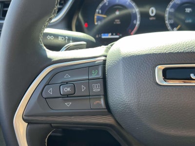 2025 Jeep Grand Cherokee L Laredo X 4x4