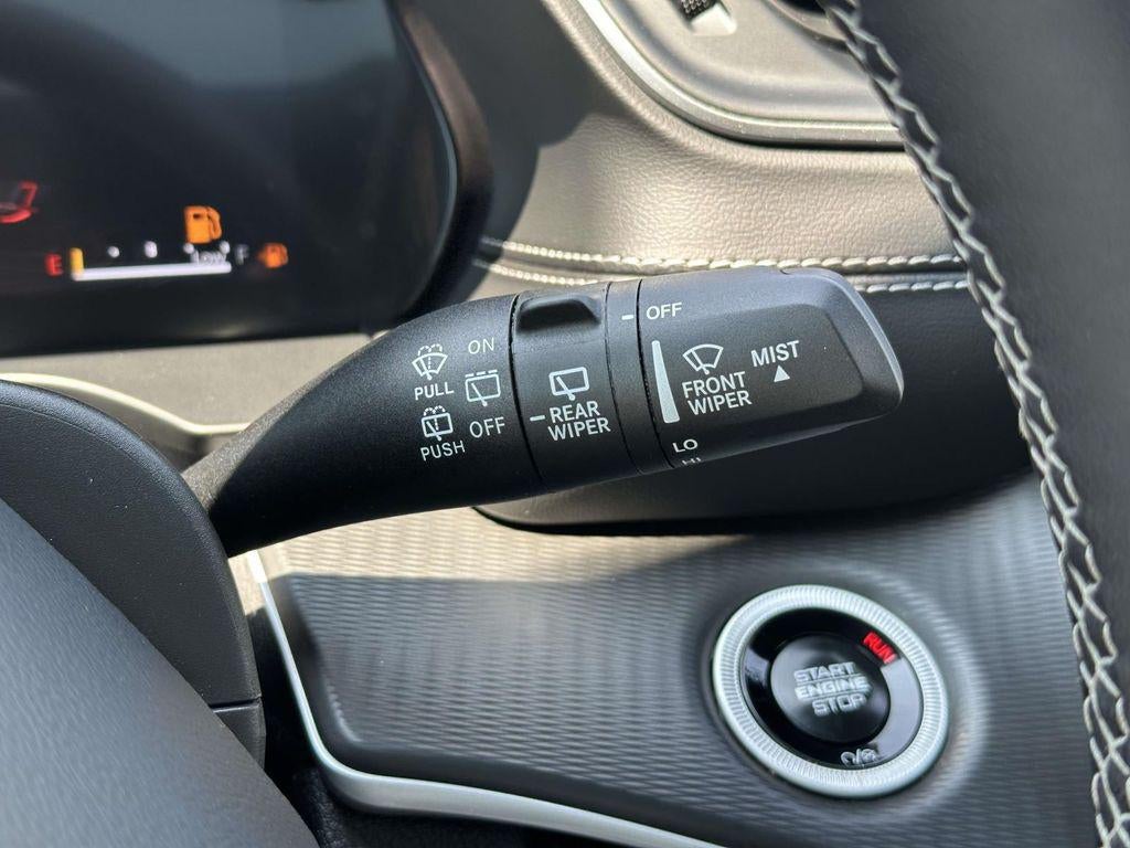2025 Jeep Grand Cherokee L Altitude X 4x4