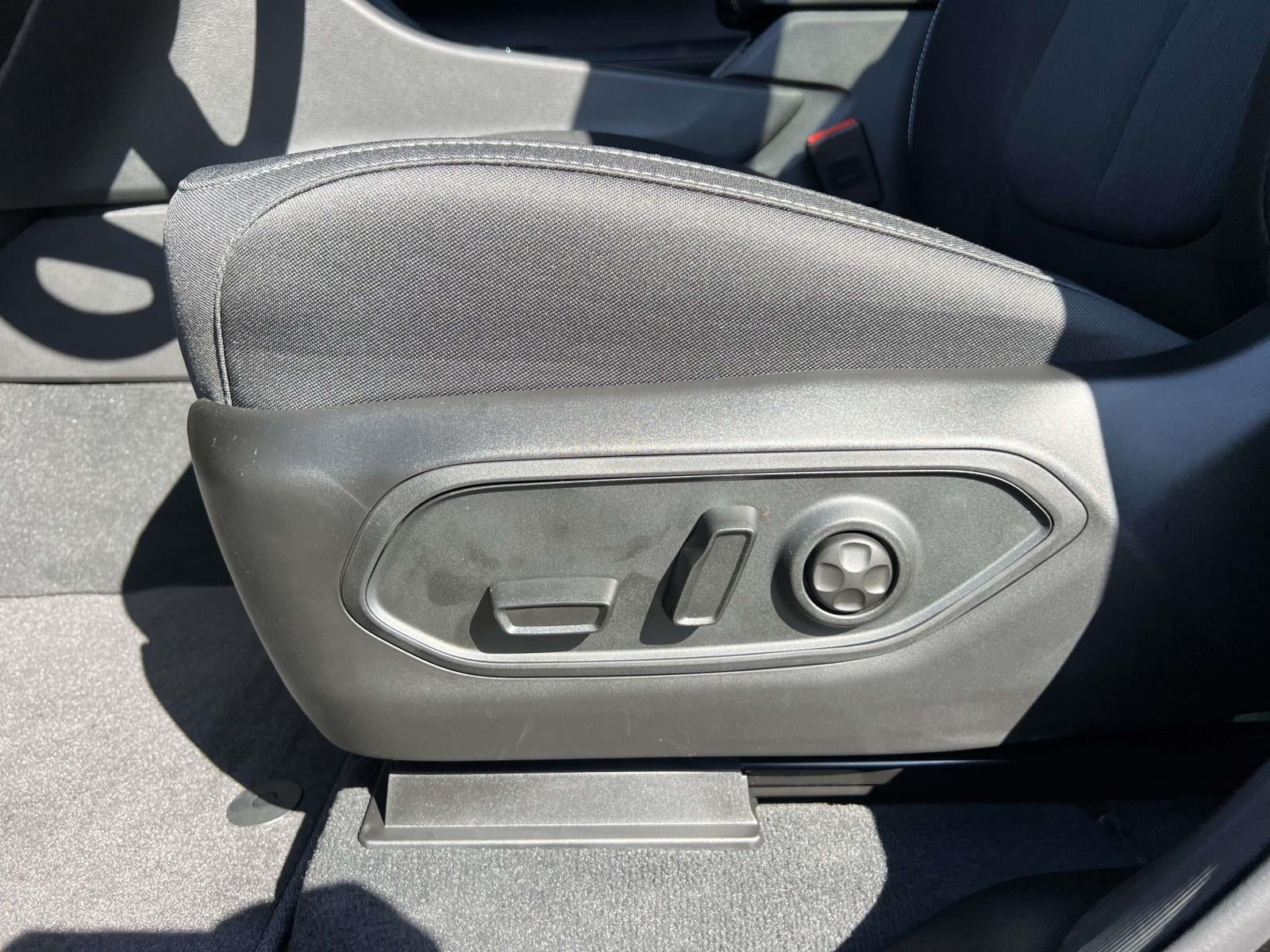 2025 Jeep Grand Cherokee Laredo X 4x4