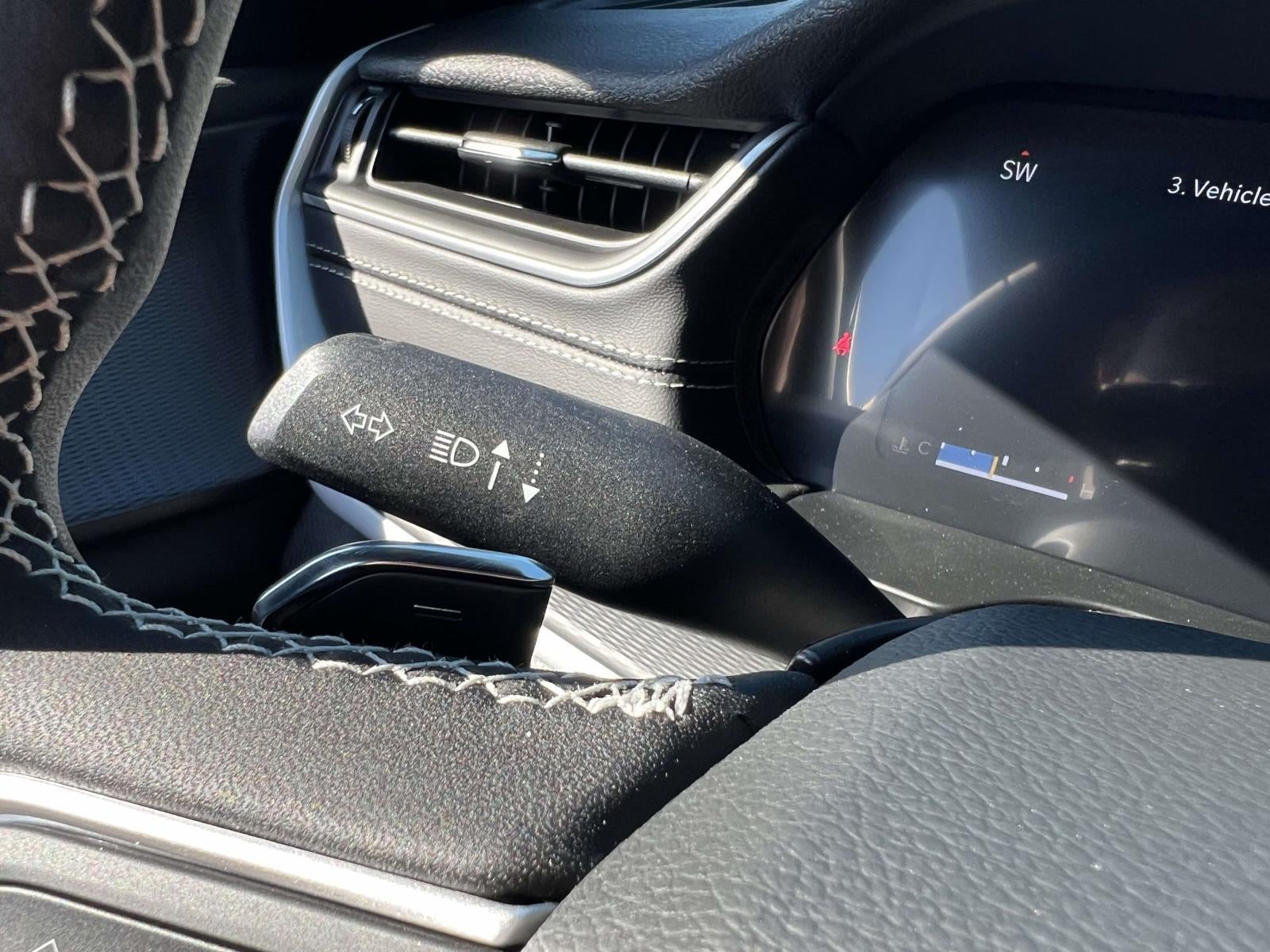 2025 Jeep Grand Cherokee Laredo X 4x4