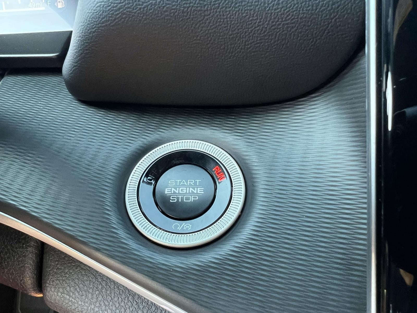 2025 Jeep Grand Cherokee Laredo X 4x4