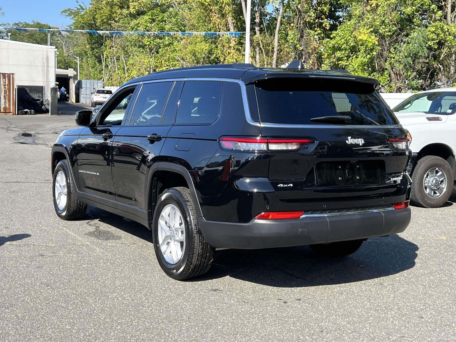 2025 Jeep Grand Cherokee Laredo X 4x4