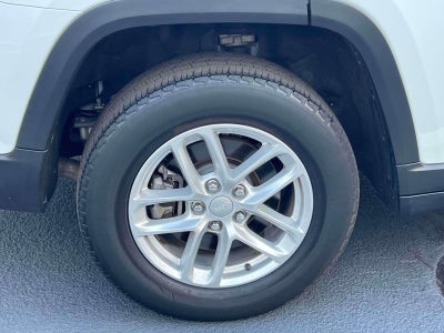 2023 Jeep Grand Cherokee L Laredo X 4x4