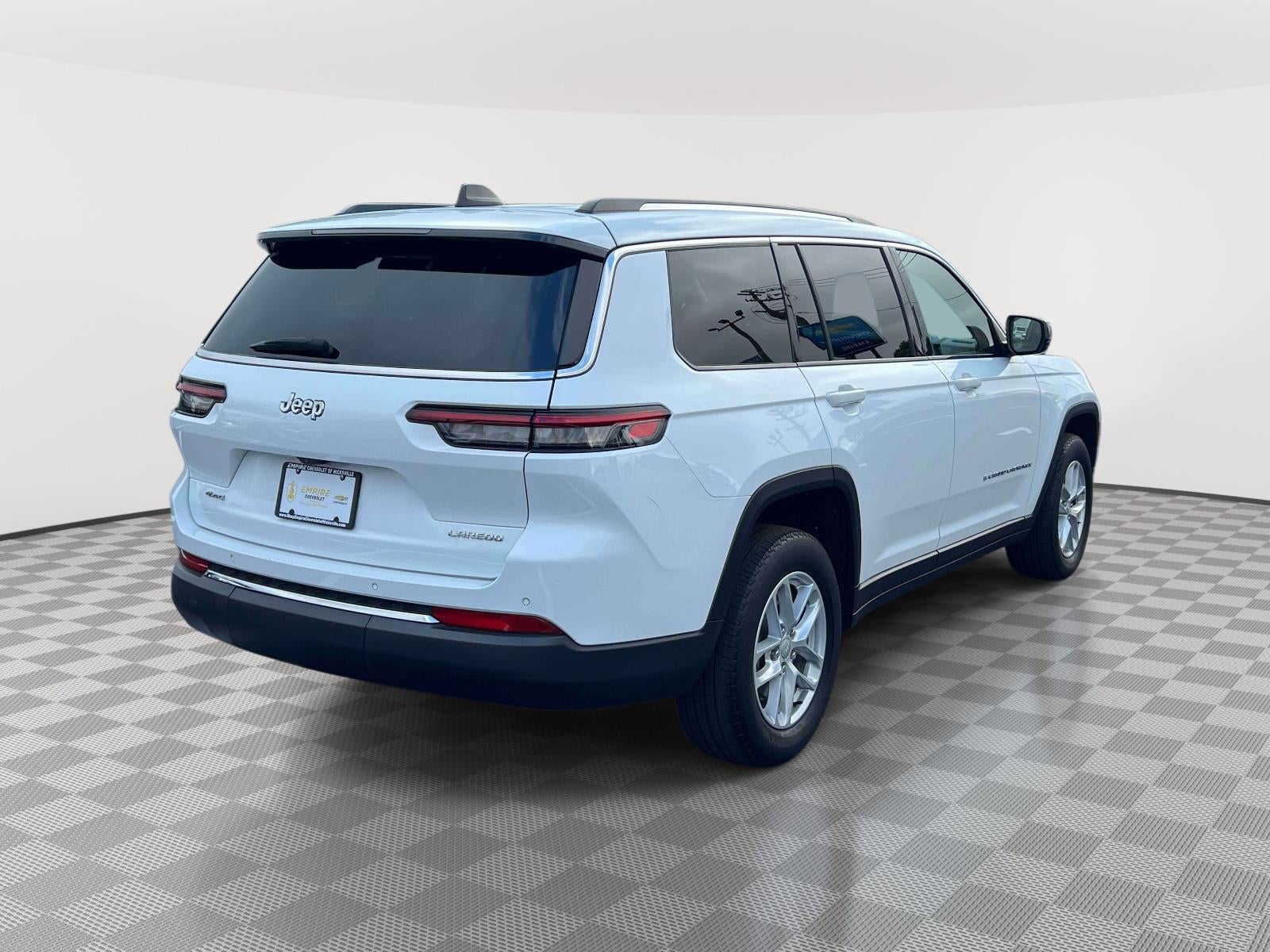 2023 Jeep Grand Cherokee L Laredo X 4x4