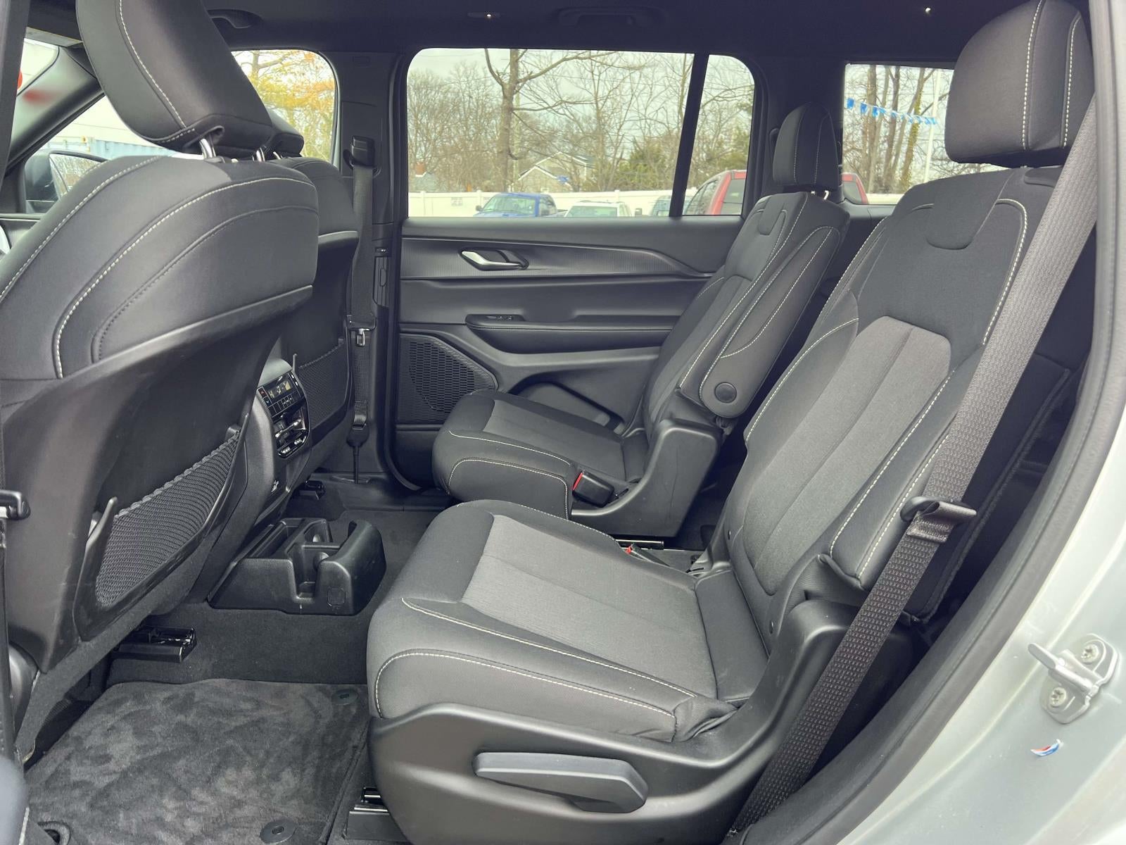 2025 Jeep Grand Cherokee L Laredo X 4x4