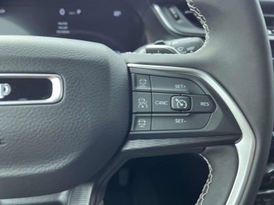 2025 Jeep Grand Cherokee L Laredo X 4x4