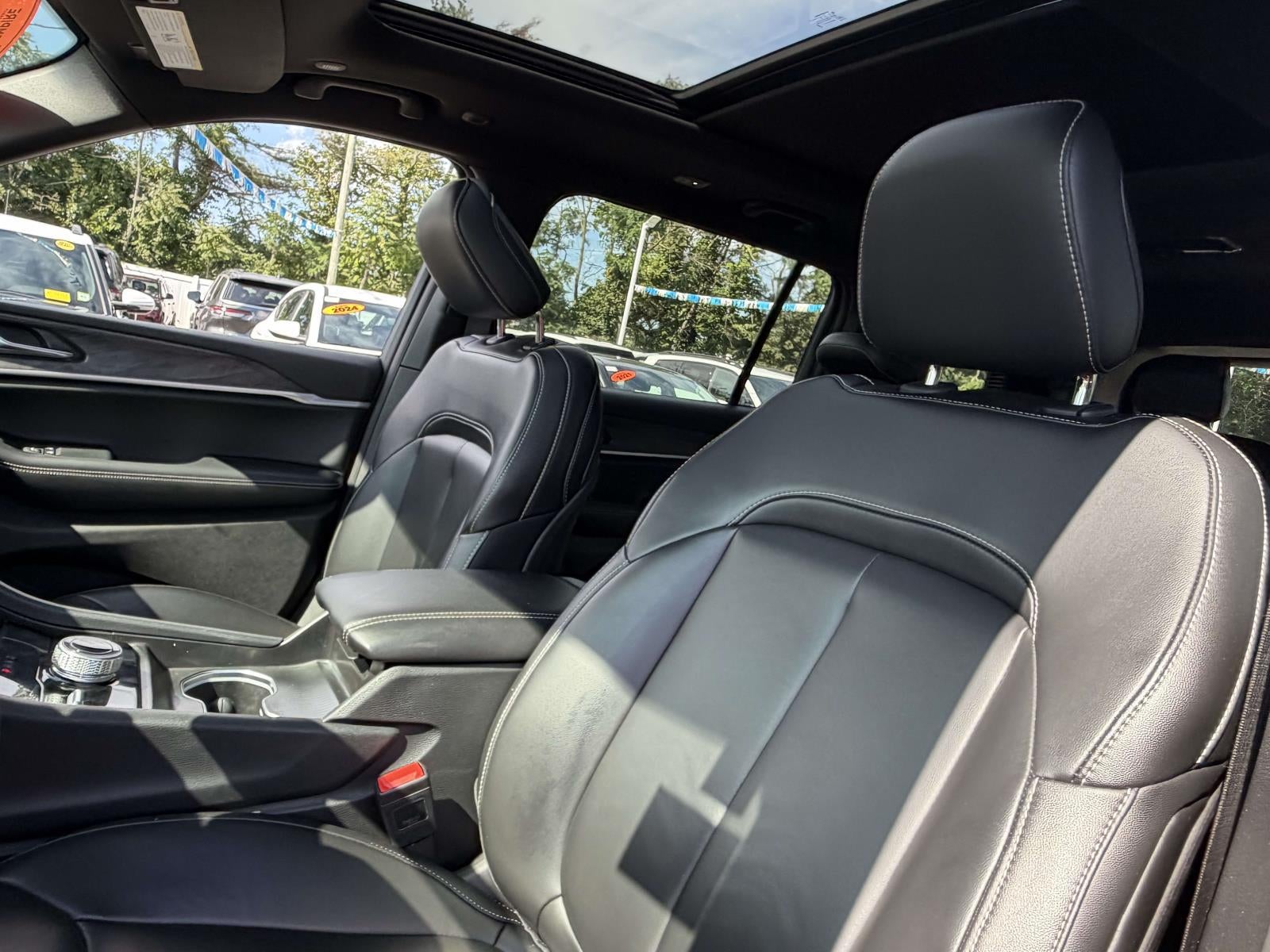 2025 Jeep Grand Cherokee L Limited 4x4
