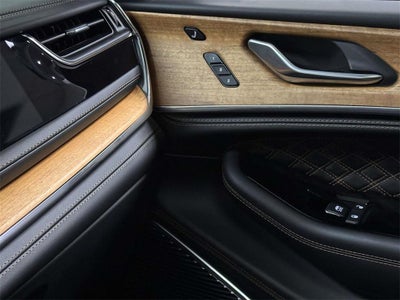 2023 Jeep Grand Cherokee L Summit Reserve 4x4