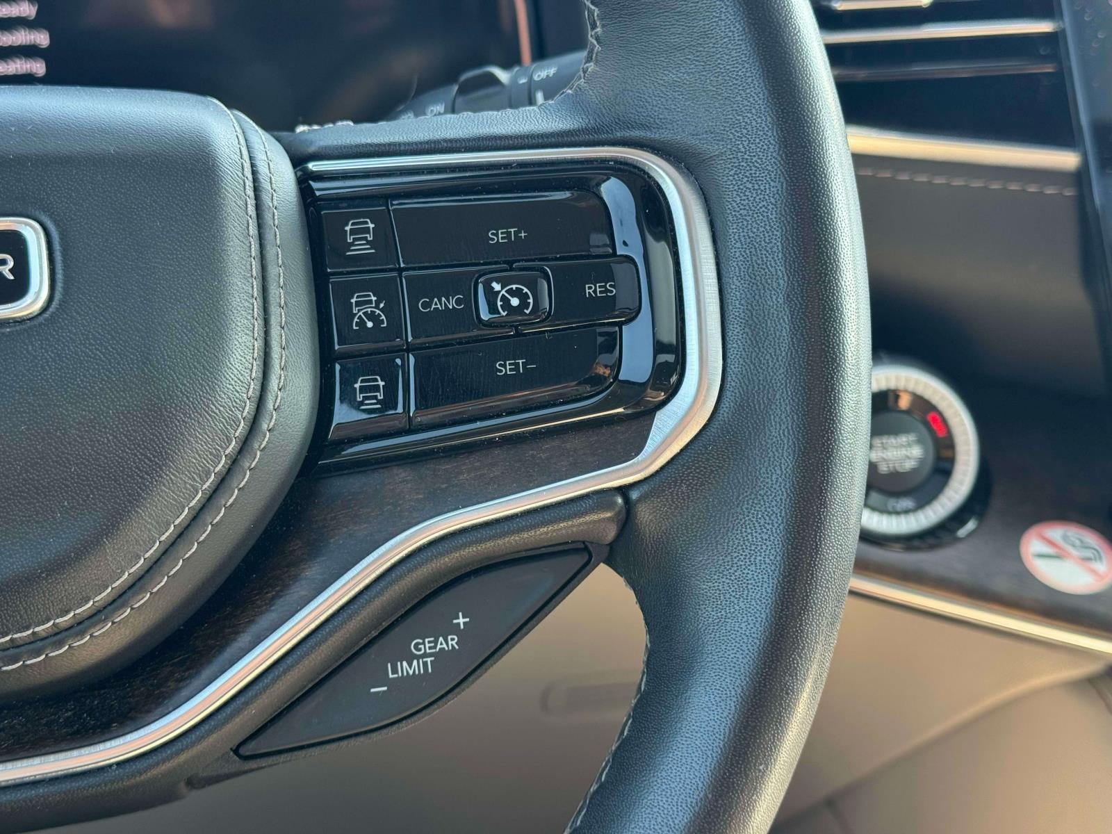 2023 Jeep Grand Wagoneer L Series II 4x4