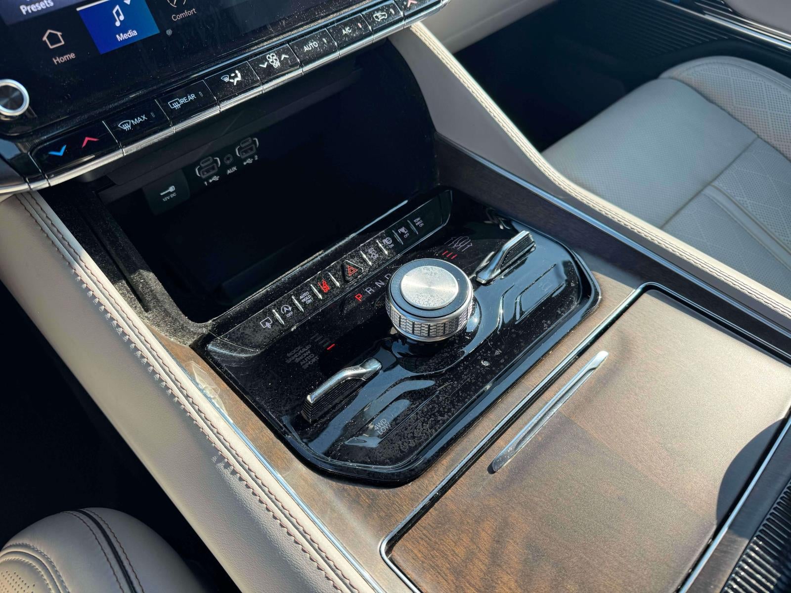 2023 Jeep Grand Wagoneer L Series II 4x4